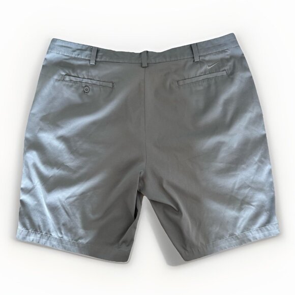 Nike Golf Mens Shorts Size 40 Sporty Athleisure Casual Gym Workout - Picture 1 of 15